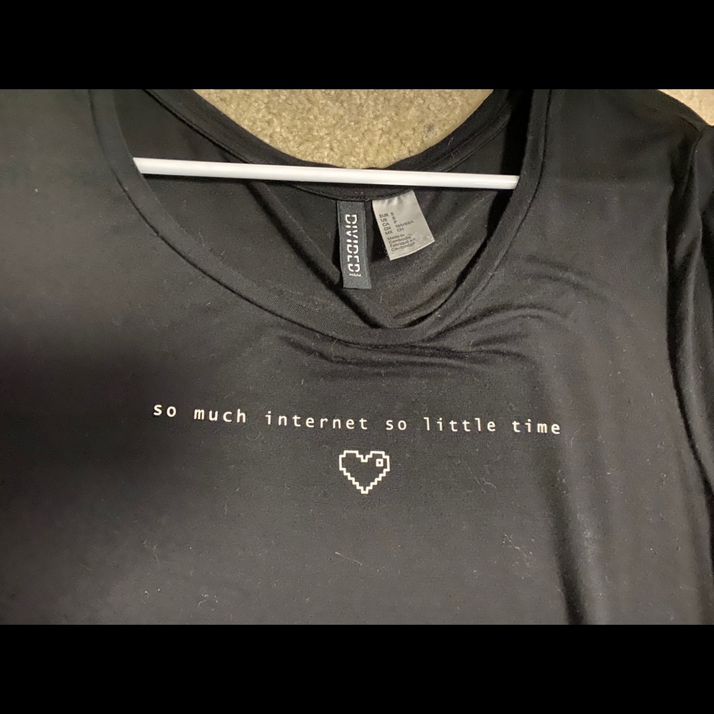 Black Tee